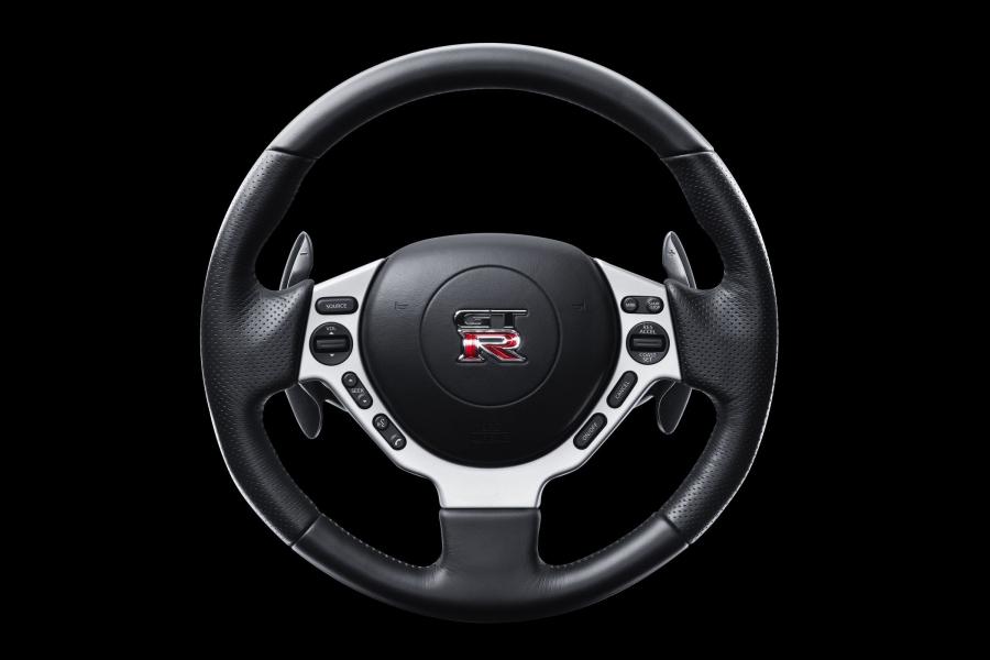  Nissan GT-R 2007 года  (фото 437 из 480)